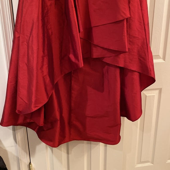 Adrianna Papell Semi-formal skirt. High low with tie belt. - Picture 2 of 7